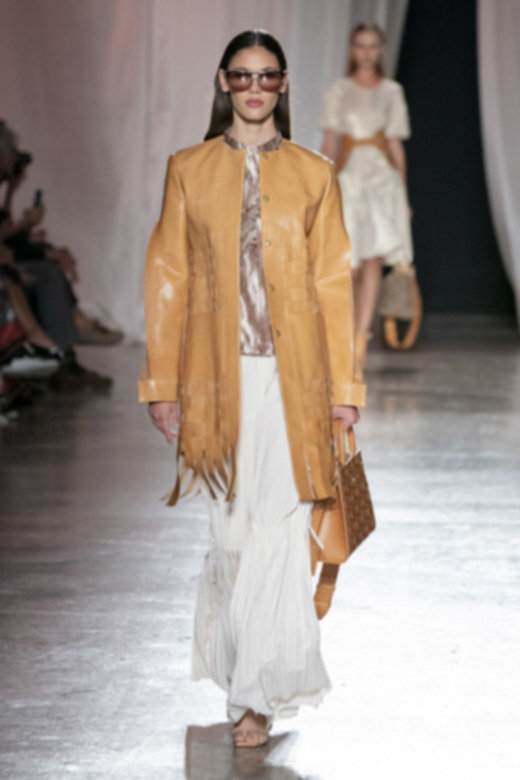 الأسلوب الفرنسيّ بلوني الأسود والأبيض<br />
&nbsp;