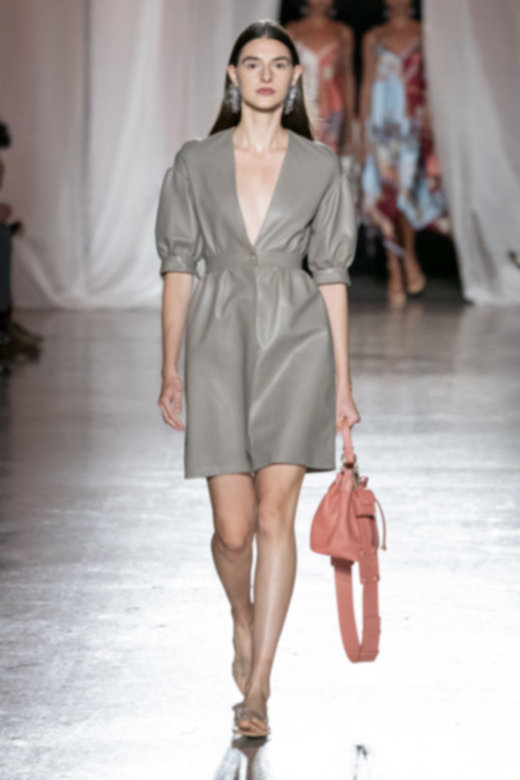 الأسلوب الفرنسيّ المتقطّر