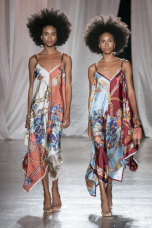 أقراط <span dir=LTR>Coco Crush</span> من <strong>شانيل </strong><strong><span dir=LTR>CHANEL</span></strong><br />
&nbsp;