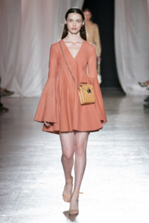 قرط&nbsp;<span dir=LTR>Quatre Radiant Edition</span>&nbsp;من&nbsp;<strong>بوشرون</strong><br />
&nbsp;