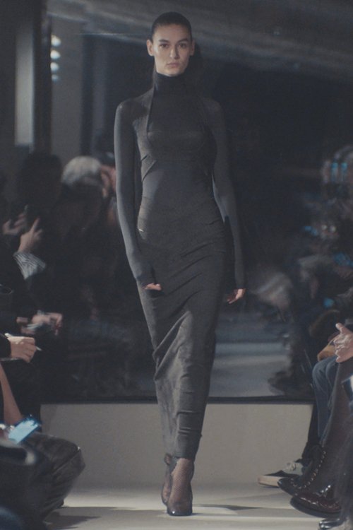 Alaïa Reveals Its Summer-Fall 2023 Collection

