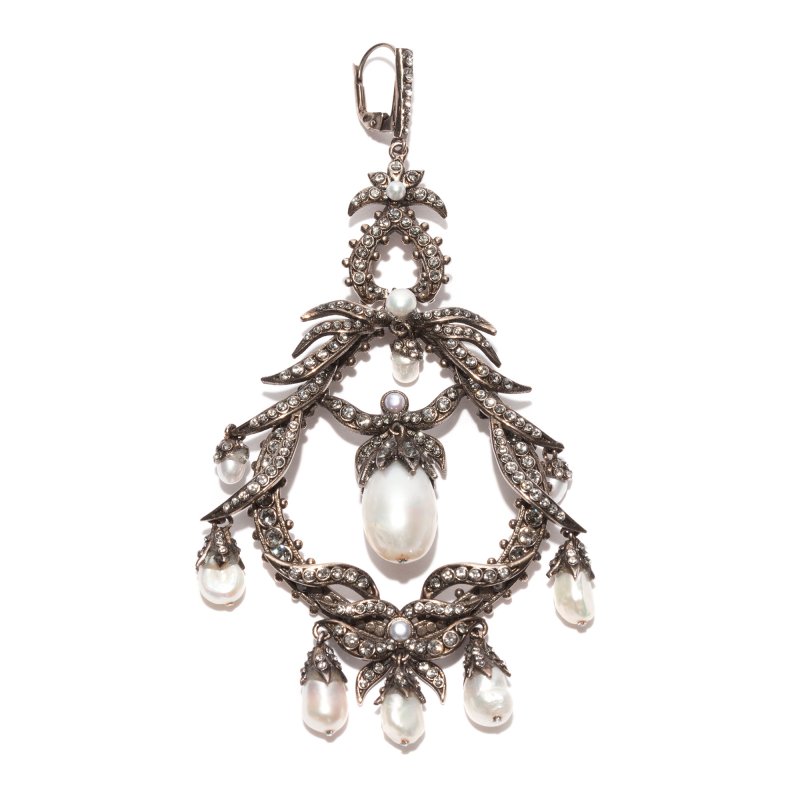 A Splendid Range of Jewelry
