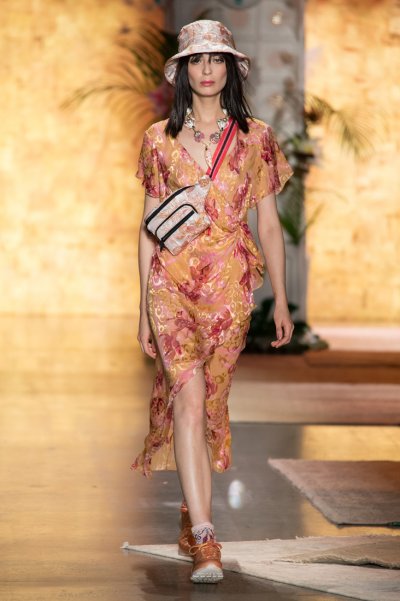 Anna Sui Spring-Summer 2019 Collection
