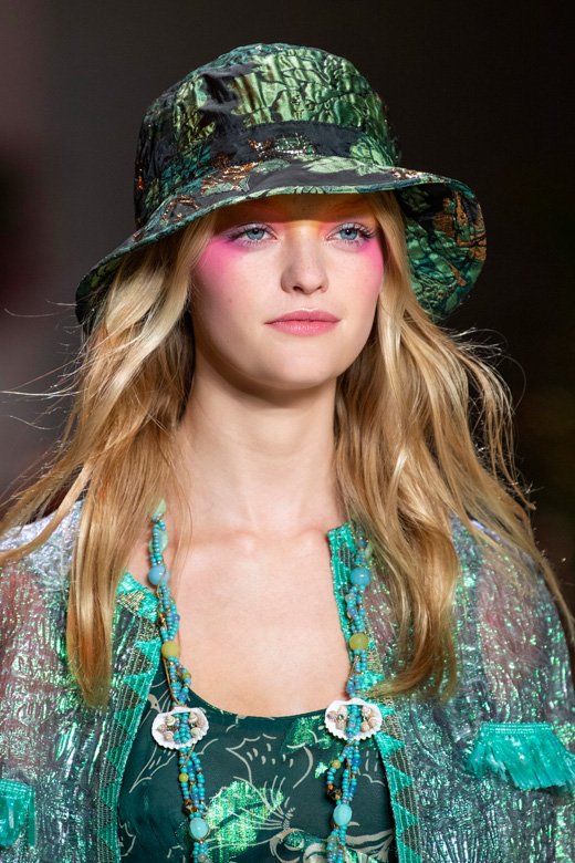8 Bucket Hats That Will Make You Fall in Love With the Trend
