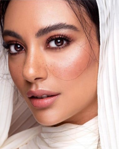 Glowing Skin All Day, Every Day
