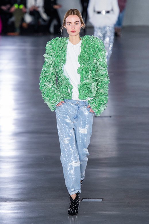 <strong>اورجلاس</strong>&nbsp;جيل&nbsp;<span dir=LTR>Arch Brow Volumizing</span><br />
&nbsp;