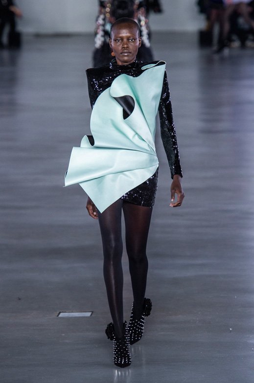 <strong>أتلانتس، النّخلة</strong><br />
<em>صورة من&nbsp;</em><em><span dir=LTR>Atlantis.com</span></em><br />
&nbsp;