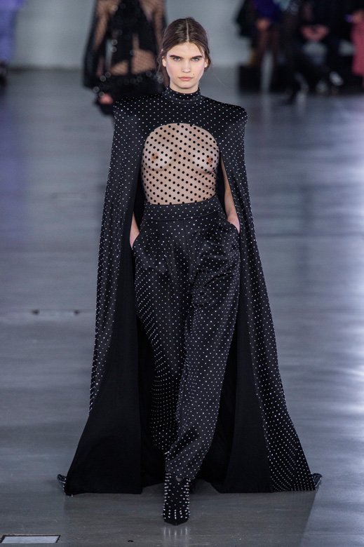 <strong>والدورف أستوريا رأس الخيمة</strong><br />
<em>صورة من</em>&nbsp;<em><span dir=LTR>Hilton.com</span></em><br />
&nbsp;