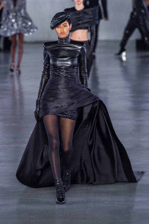 أختين من <strong>آية ومناز عبد الرؤوف</strong><br />
&nbsp;