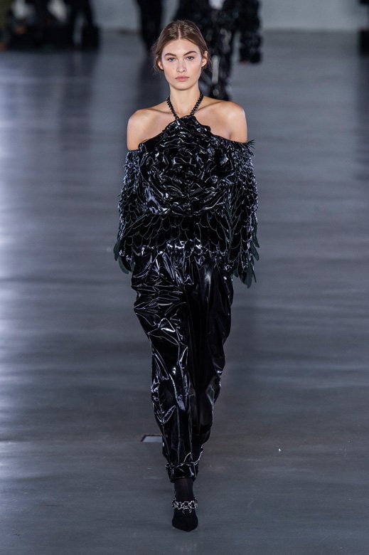 نظارات&nbsp;<span dir=LTR>ULTRADIOR SU</span>&nbsp;الشمسيّة&nbsp;&nbsp;&nbsp;&nbsp;&nbsp; &nbsp;<br />
&nbsp;