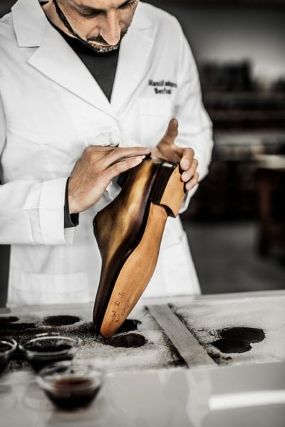Berluti&rsquo;s Bespoke Shoemaker Visits the UAE
