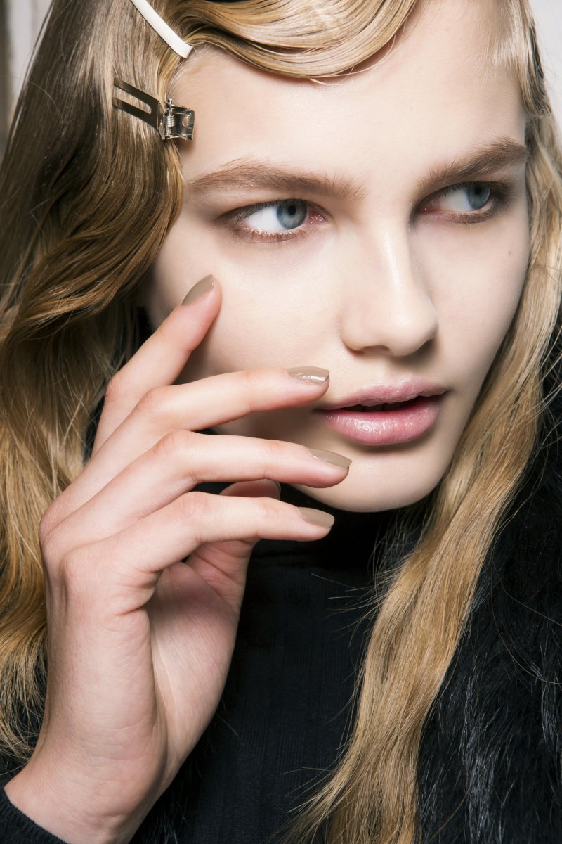 Beauty Tip of the Week – A Base for Your Makeup
