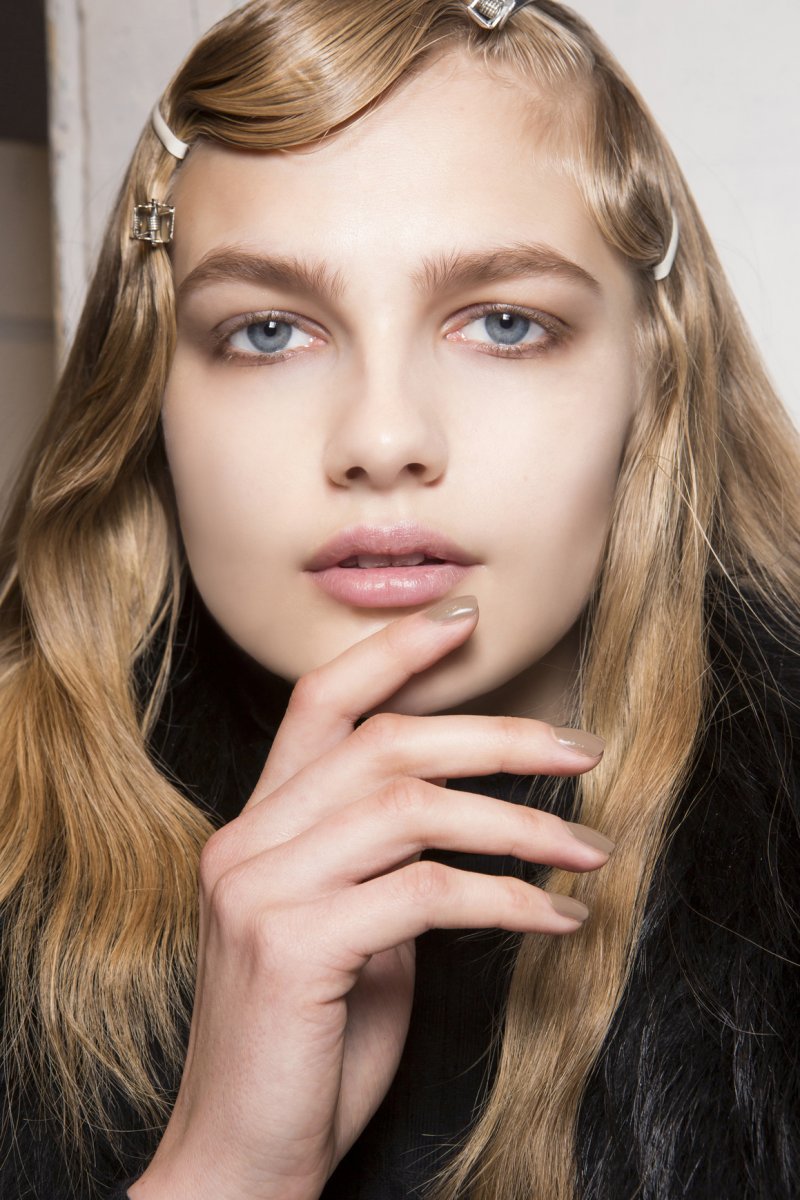 New Obsession: Perfect Nude Polish for Fall
