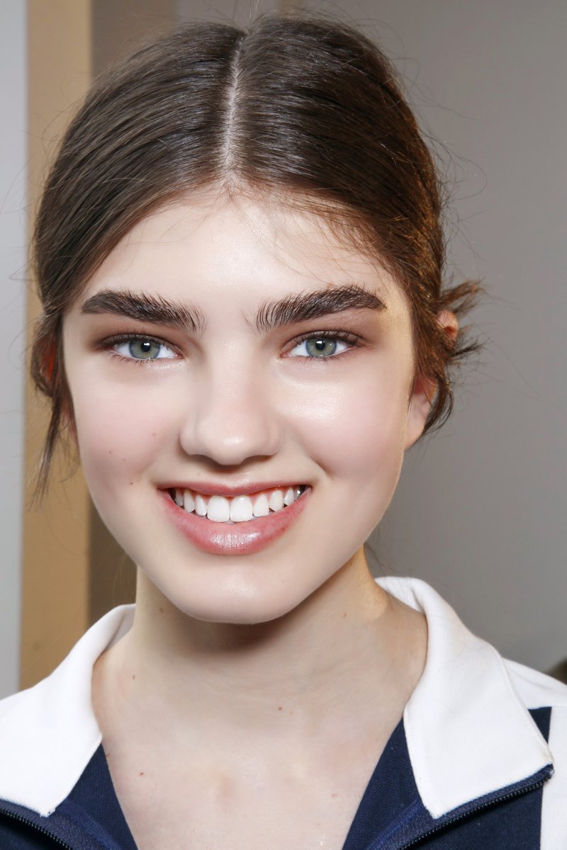 Beauty Tip of The Week- Eyebrows the right way-beautiful and natural
