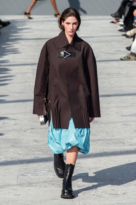 <strong>شانيل&nbsp;</strong><strong><span dir=LTR>CHANEL</span></strong>&nbsp;خاتم&nbsp;<span dir=LTR>Baroque</span><br />
&nbsp;