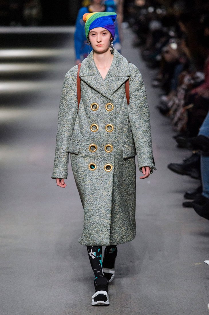 Burberry Fall Winter 2018 2019 Ready to Wear Azyaamode