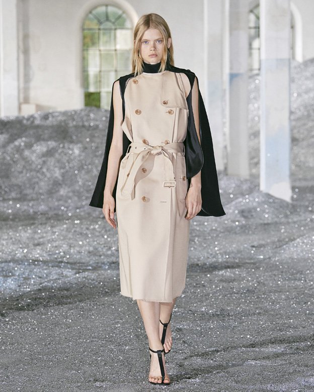 Burberry summer 19 on sale