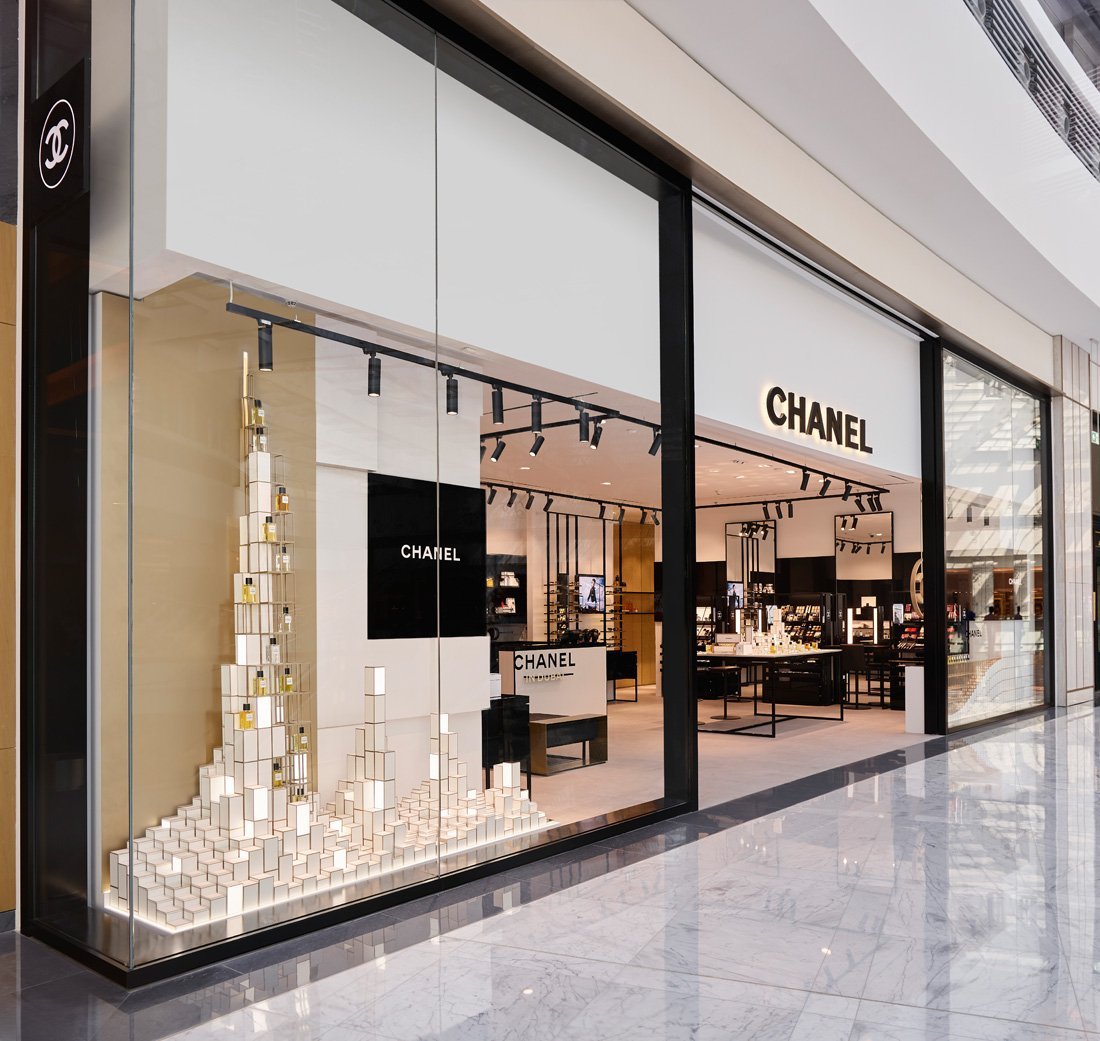 First CHANEL Fragrance Beauty Boutique Hits Dubai Azyaamode