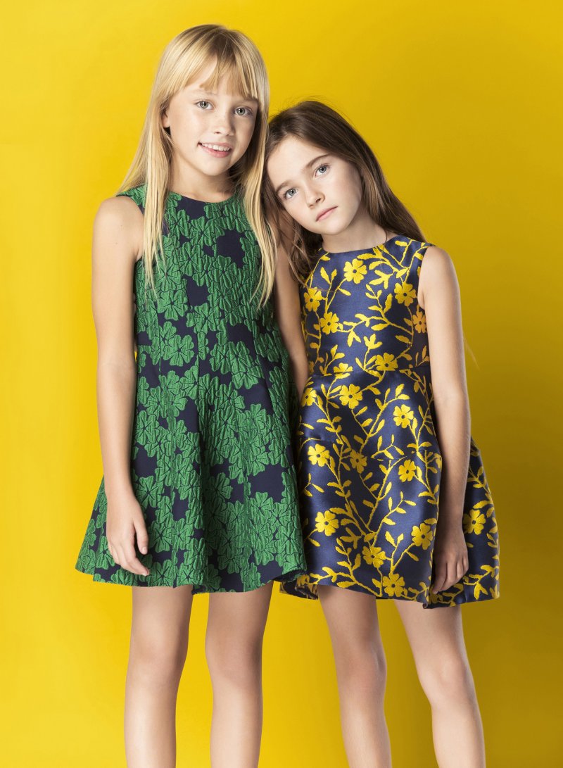 <strong>سيينا ميلر</strong> ترتدي تصاميم من <strong>شانيل</strong> في حدث Filmmaker Program Luncheon منTribeca CHANEL Women