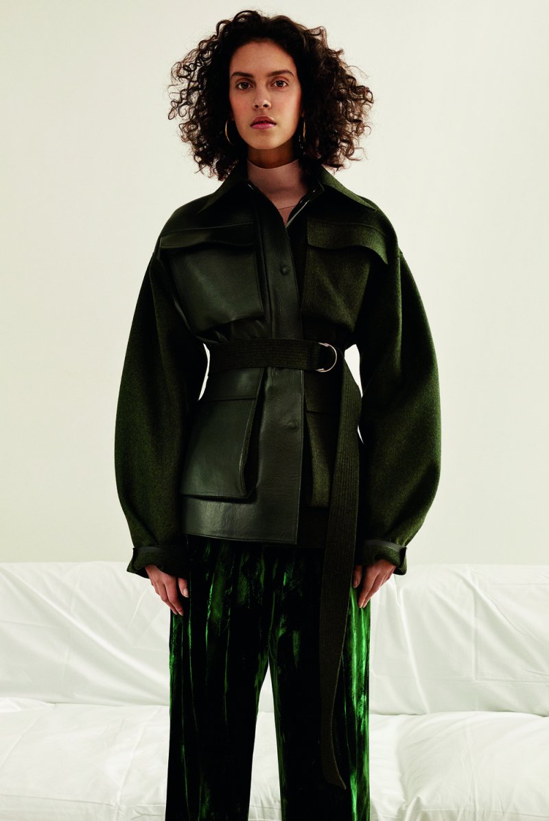 لانا السّاحليّ<br />
&nbsp;