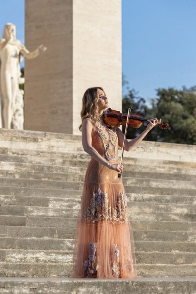 حفل موسيقيّ لفندي وأكاديميّة&nbsp;Santa Cecilia
