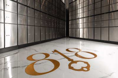 خزنة&nbsp;818 Vault
