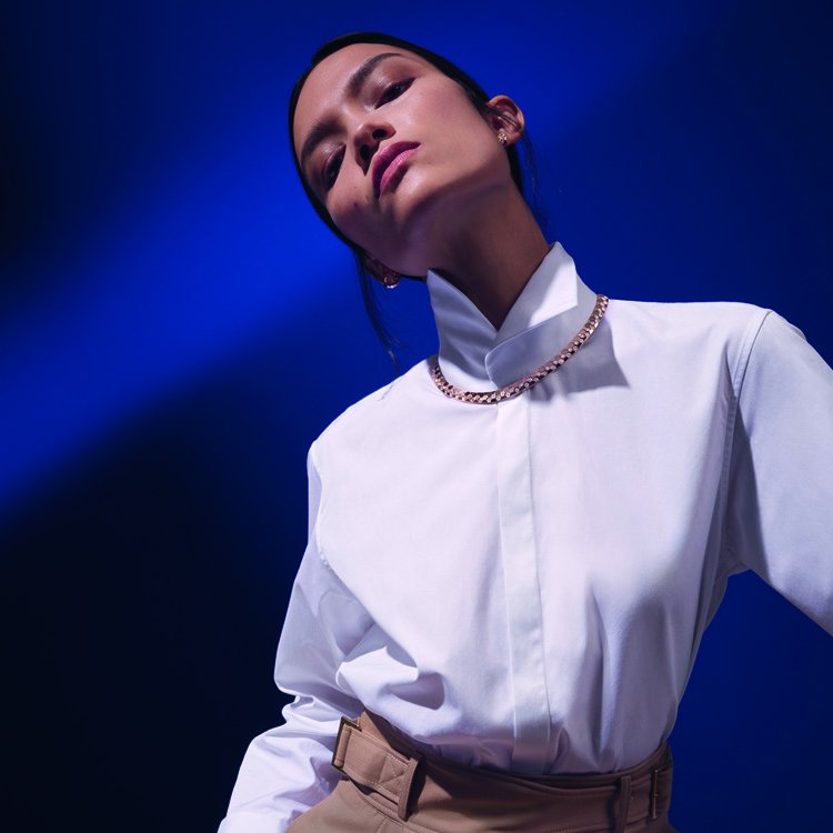 Bee My Love by Chaumet Discovers New Lands
