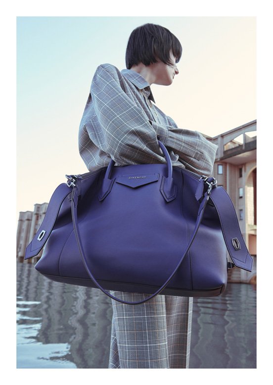 A New Antigona Chapter
