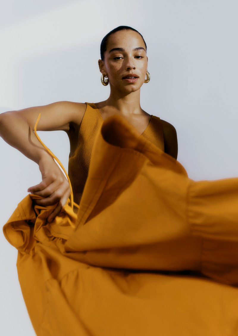 Stay Chic All Spring and Summer with Iris & Ink
