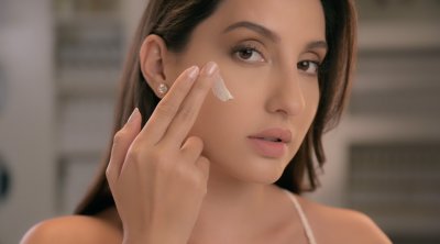 Meet Nora Fatehi, the First Izil Beauty Ambassador
