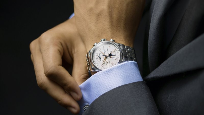10 Classic Timepieces to Add to Your Collection
