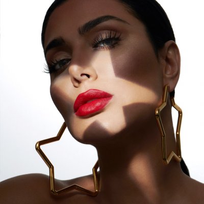Glam up This Summer with Red Lips, the Right Way
