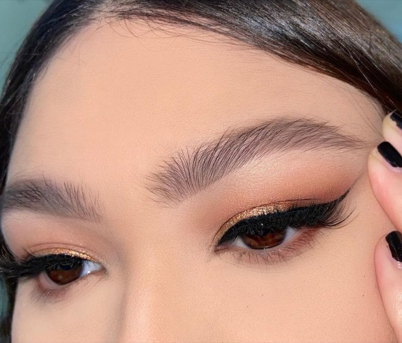 Everything You Need… For the Perfect Brow Look
