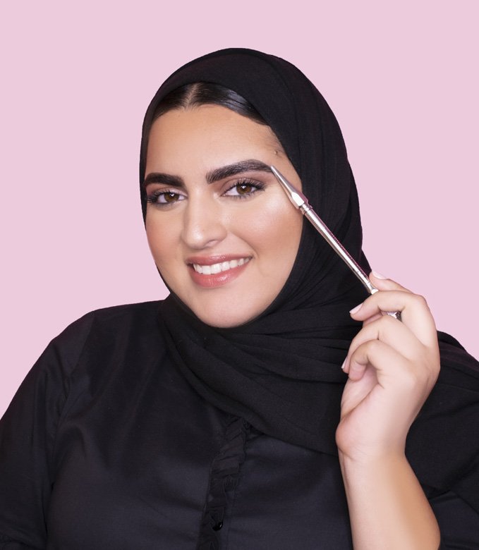 A Conversation with Yara Ayoob, Benefit Cosmetics’ Regional Brow Artist
