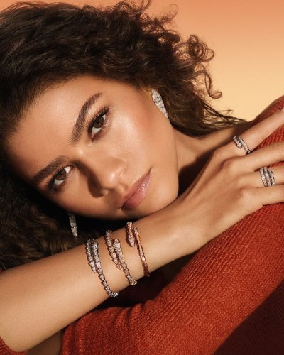 Bangles: Historic Pieces Revived in Modern Creations
