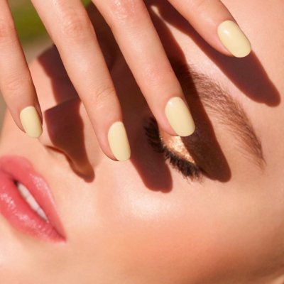 Sunkissed by a Blush &ndash; How to achieve the Trendy Sunburn Look
