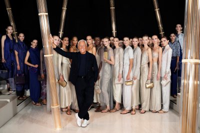 Giorgio Armani Spring-Summer 2023 Ready-to-Wear | Azyaamode