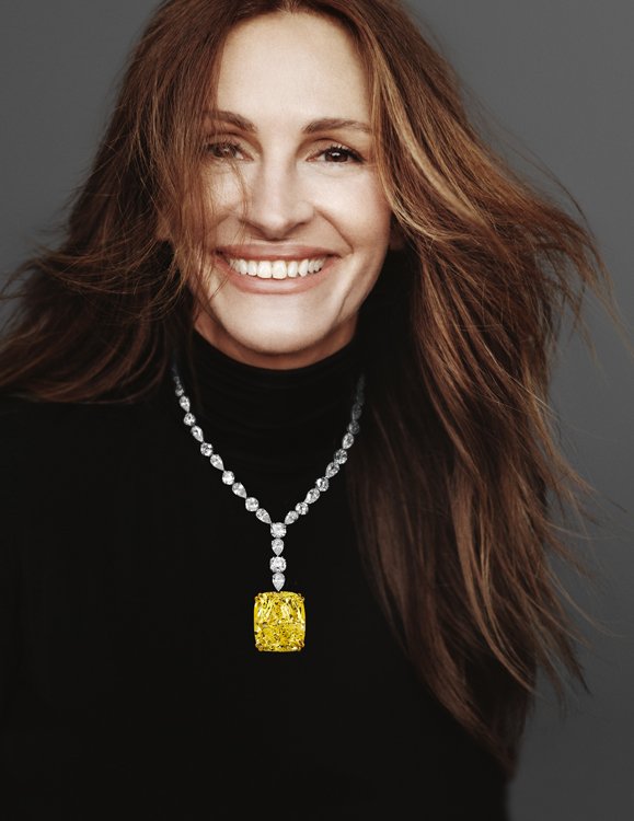 Julia Roberts Stars in a New Feel-Good Chopard Campaign
