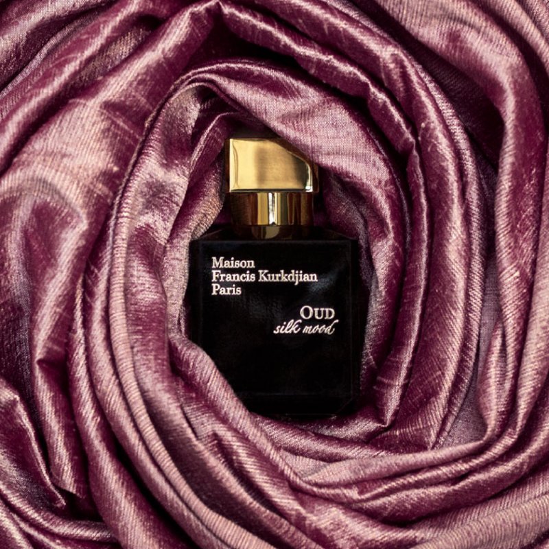 8 عطور تسحرك بغنى عبق العود
