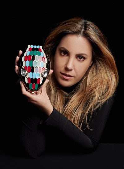 من المجوهرات إلى الإكسسوارات، إليك قصّة&nbsp;Serpenti&nbsp;الأيقونيّة في بولغري
