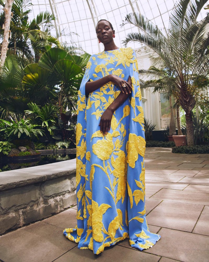 5 Outfits to Look Modest and Fashionable for Eid Celebrations
