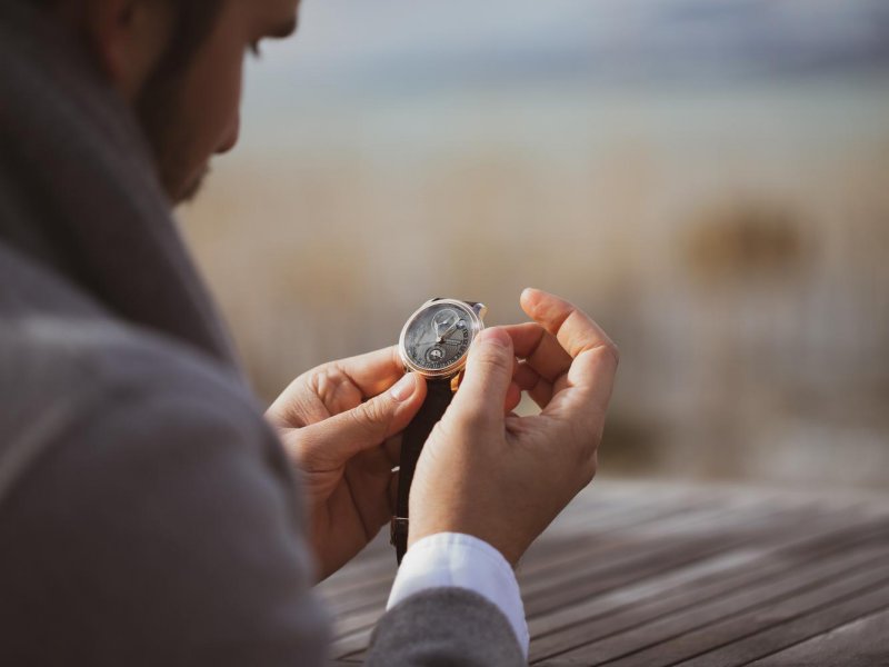Travel the World with These 9 Timepieces
