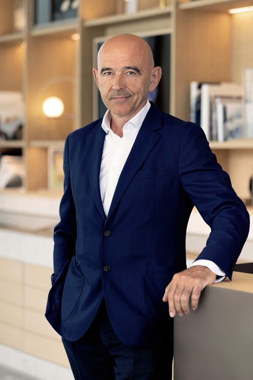 Van Cleef & Arpels at Dubai Watch Week – A Conversation with Pascal Narbeburu, Timepieces Director
