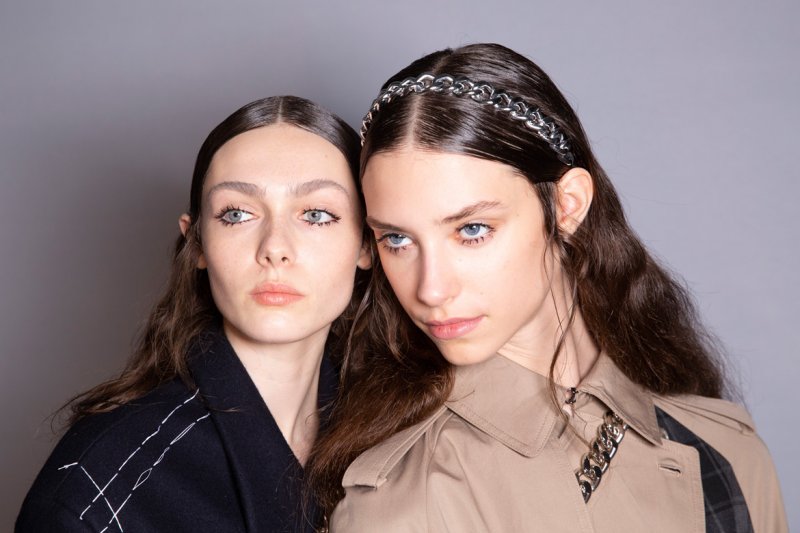 Eyes Speak on Paris’ Runways
