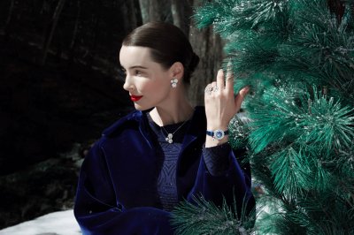 Holiday 2021 Gift Guide &ndash; Bring the Sparkle to Her Days with Fine Jewelry
