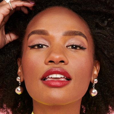 Perfect Your Brows for Eid with Benefit Cosmetics
