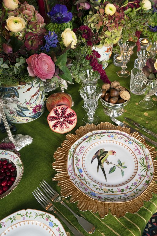À Table with de Gournay’s Flora & Fauna Set
