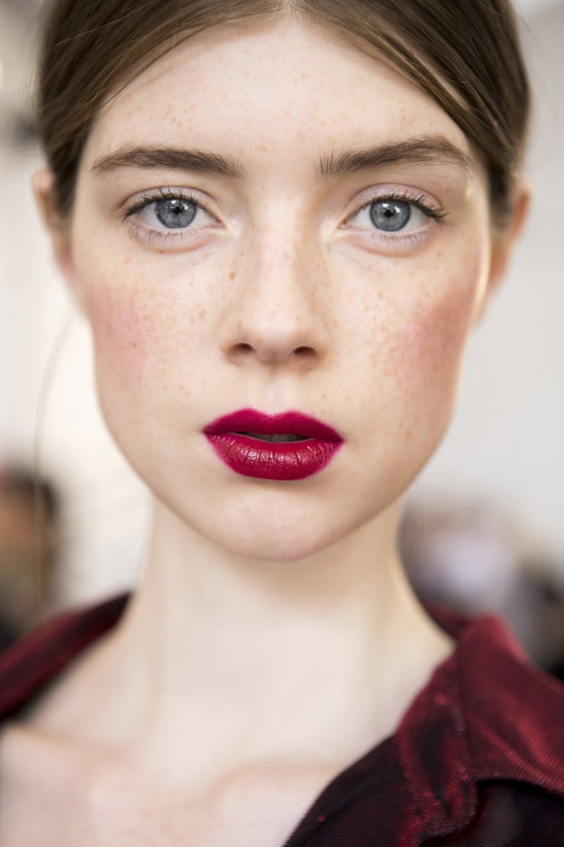 Beauty Tip of the Week – Faux Freckles
