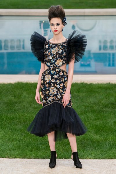 مجموعة الهوت كوتور لموسم ربيع وصيف 2019 من شانيل CHANEL

