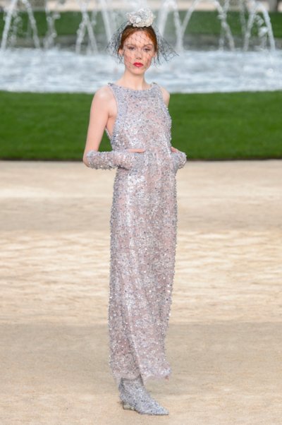 10 Sizzling Mother-Of-The-Groom Dresses
